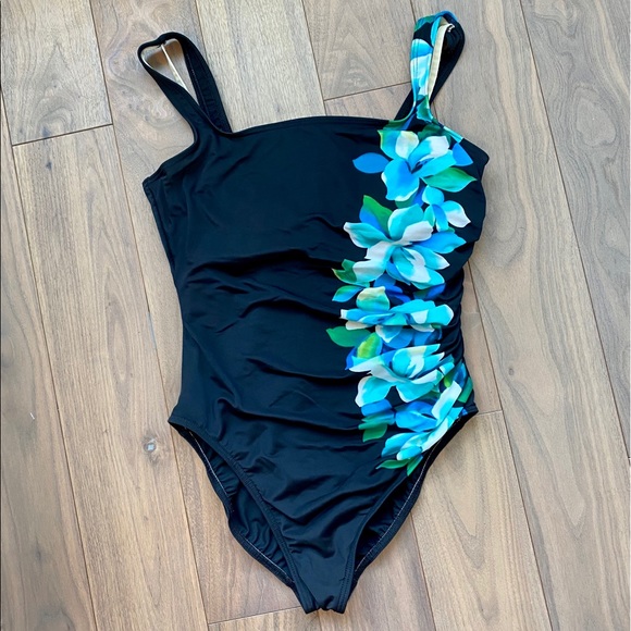 Miraclesuit Size 12 One Piece
